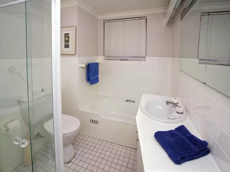 8/11 Elamang Avenue, Kirribilli Sold by Aurora Property - image 2