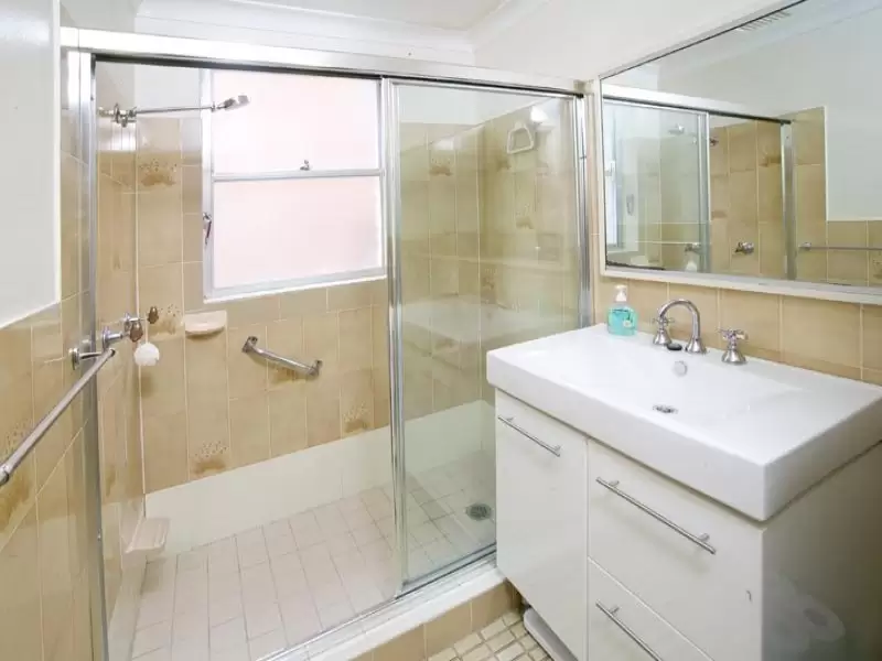 2/62 Middle Head Road, Mosman Sold by Aurora Property - image 2