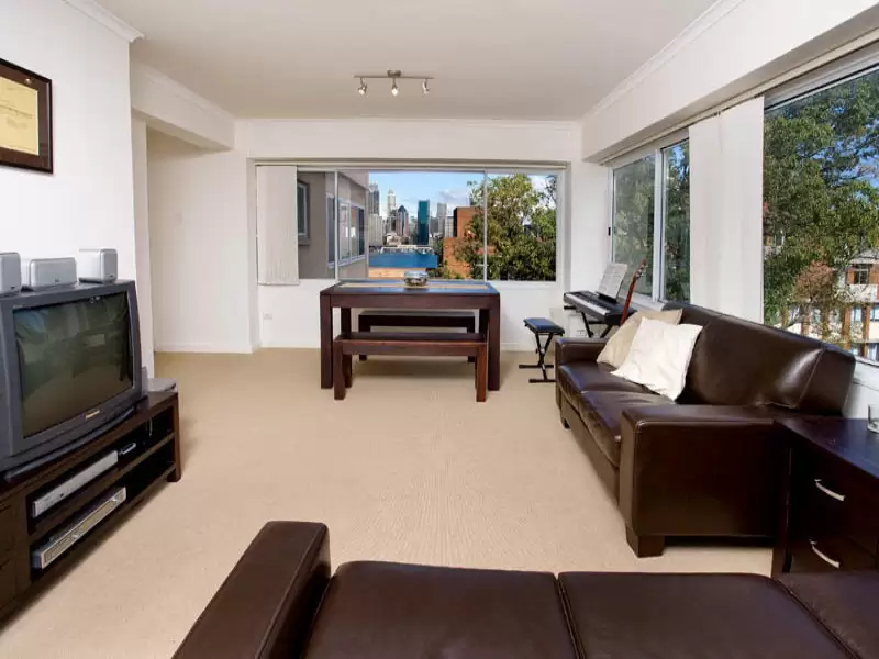 13/48 Upper Pitt Street, Kirribilli Sold by Aurora Property - image 2