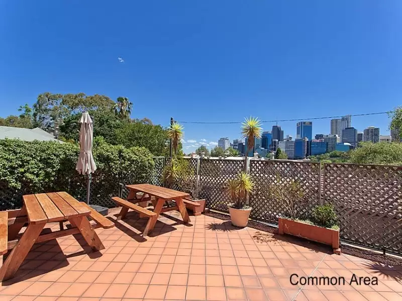2/64 Ben Boyd Road, Neutral Bay Sold by Aurora Property - image 6
