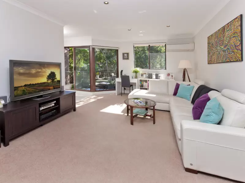 7/2 Parraween Street, Cremorne Sold by Aurora Property - image 1