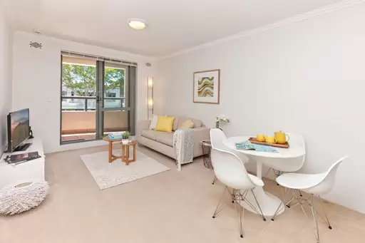 18/120 Cabramatta Road, Cremorne Sold by Aurora Property