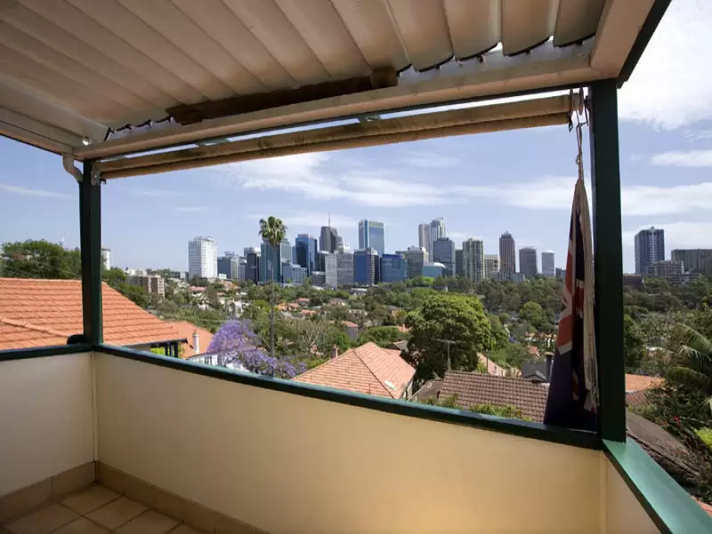 38 Spruson Street, Neutral Bay Sold by Aurora Property - image 2