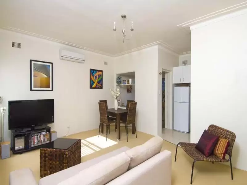 12/8 Wolger Road, Mosman Sold by Aurora Property - image 4