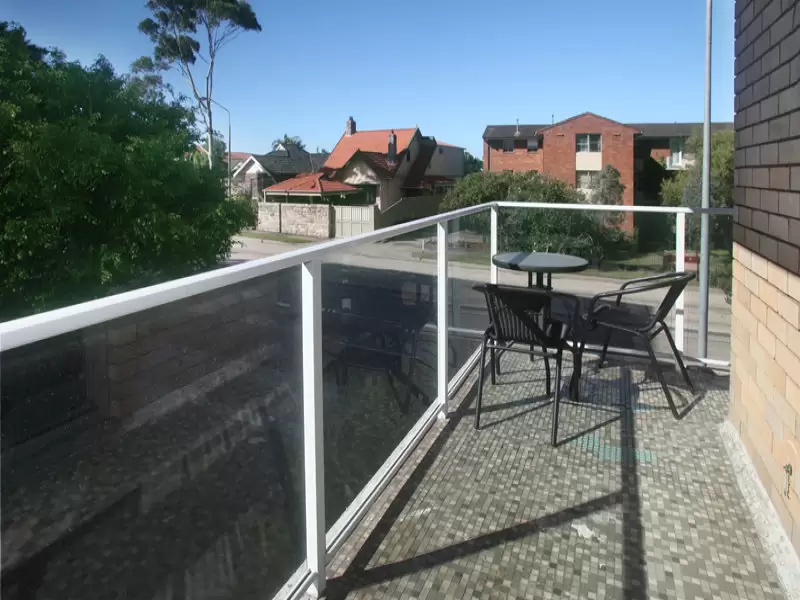 6/174 Spit Road, Mosman Sold by Aurora Property - image 1