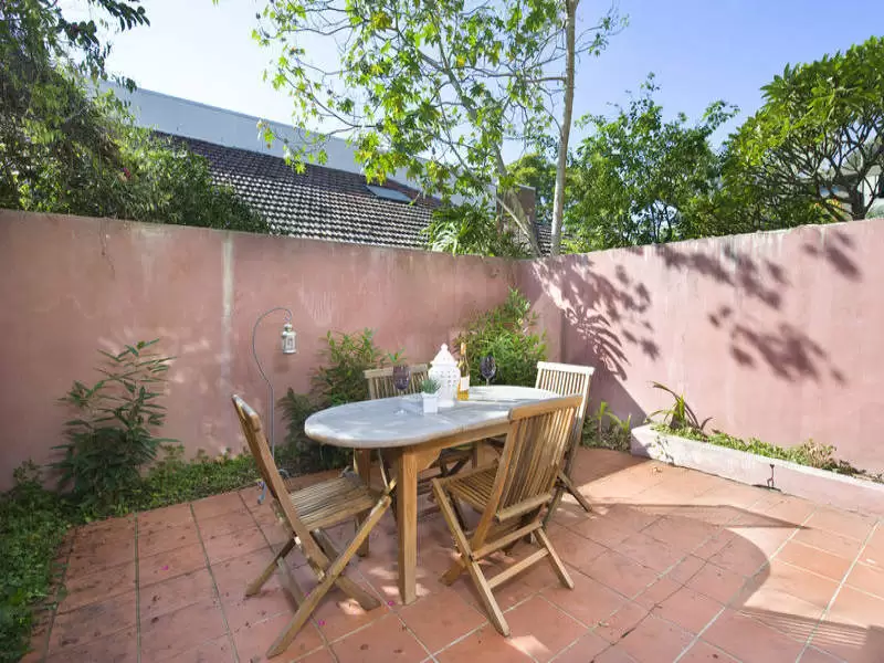 2/11 Esther Road, Mosman Sold by Aurora Property - image 3