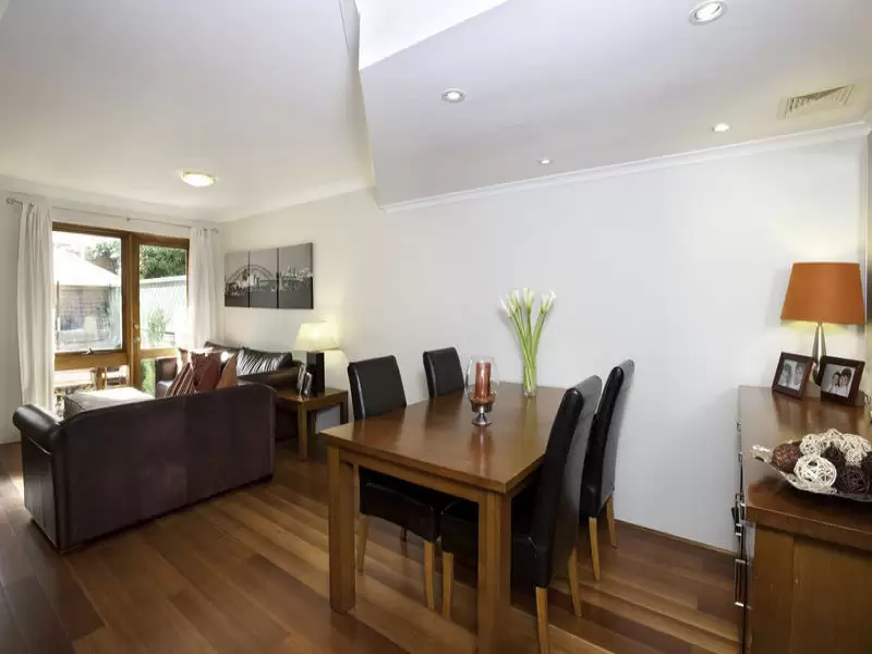 2/81 Burlington Street, Crows Nest Sold by Aurora Property - image 4