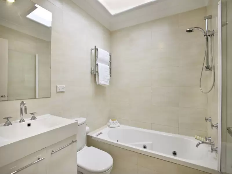 2/81 Burlington Street, Crows Nest Sold by Aurora Property - image 1
