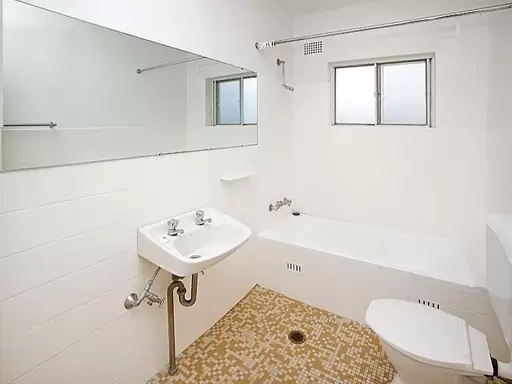 18/822 Military Road, Mosman Sold by Aurora Property