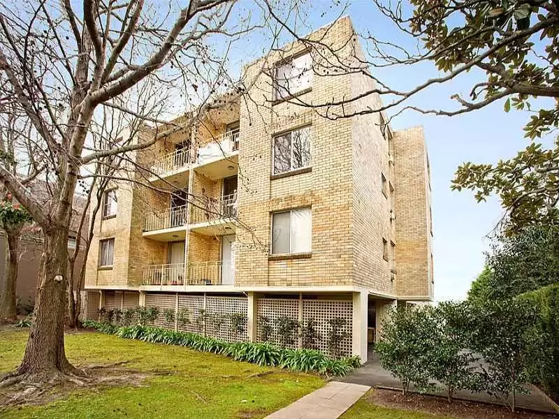 18/822 Military Road, Mosman Sold by Aurora Property - image 2