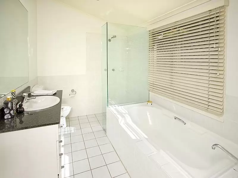 6 Echo Street, Cammeray Sold by Aurora Property - image 9