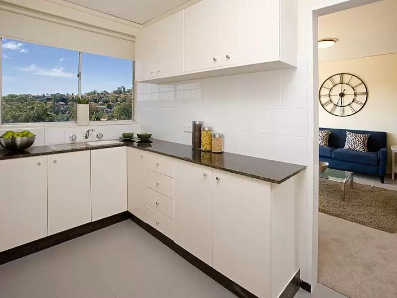 15/106 Young Street, Cremorne Sold by Aurora Property - image 1