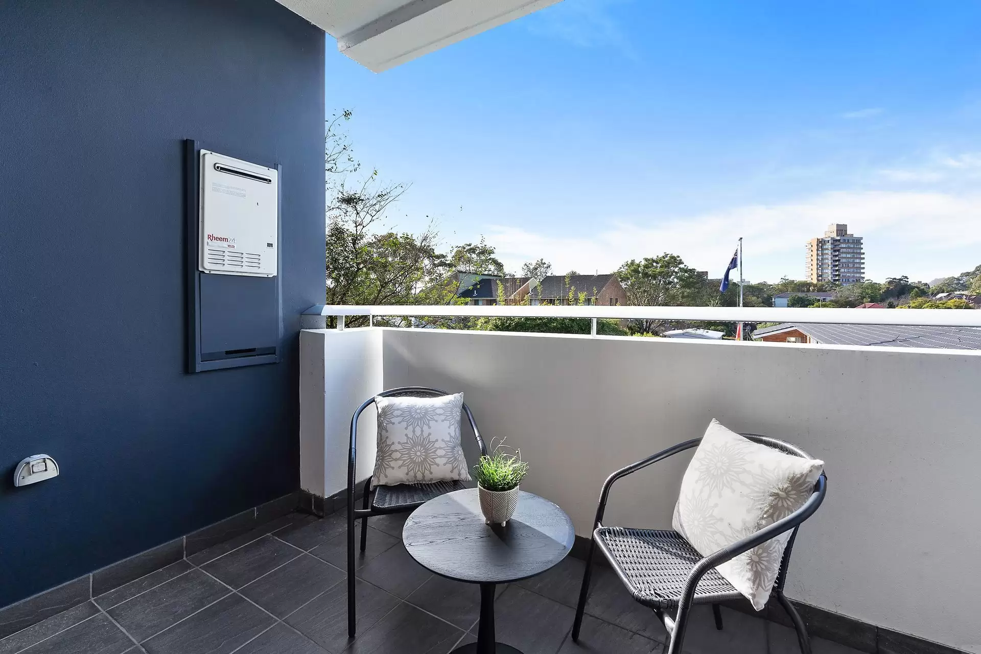 12/303 Miller Street, Cammeray Sold by Aurora Property - image 2
