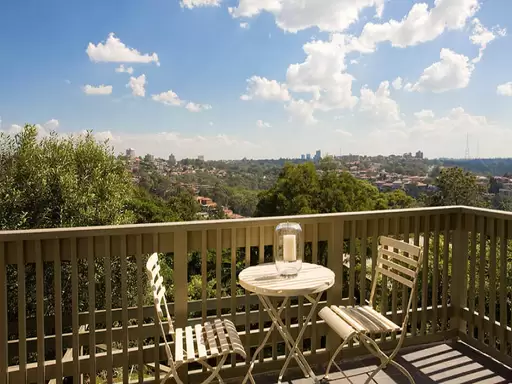 1/6 Ellalong Road, Cremorne Sold by Aurora Property