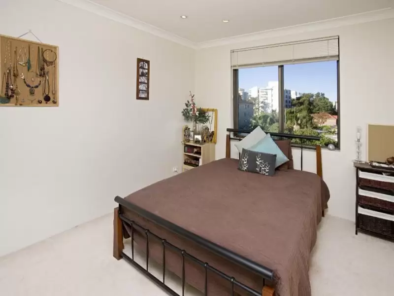 9/1 Paling Street, Cremorne Sold by Aurora Property - image 4