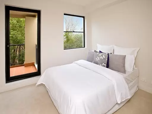 14/139 Middle Head Road, Mosman Sold by Aurora Property