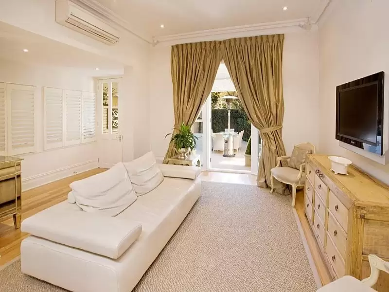2/2 Thrupp Street, Neutral Bay Sold by Aurora Property - image 2