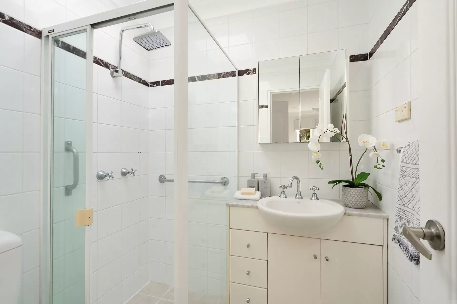 4/7-9 Raleigh Street, Cammeray Sold by Aurora Property - image 8