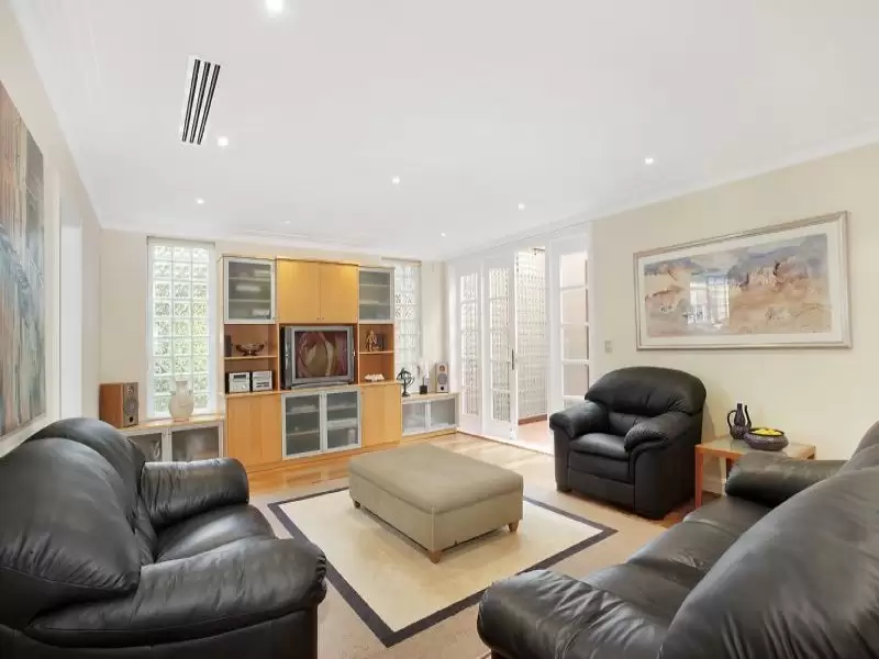 25 Dorset Road, Northbridge Sold by Aurora Property - image 1