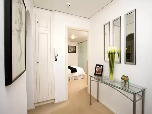 17/74 Murdoch Street, Cremorne Sold by Aurora Property