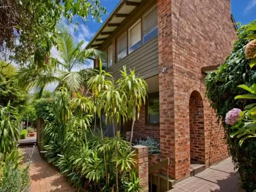4/40 Waters Road, Cremorne Sold by Aurora Property