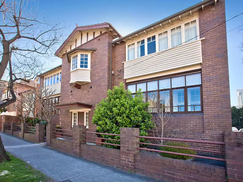 4/31-37 Edward Street, North Sydney Sold by Aurora Property - image 5