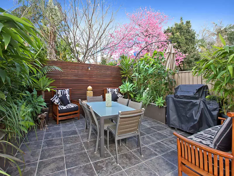 8/13-17 Nook Avenue, Neutral Bay Sold by Aurora Property - image 1