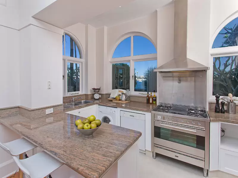2/19 Holbrook Avenue, Kirribilli Sold by Aurora Property - image 4