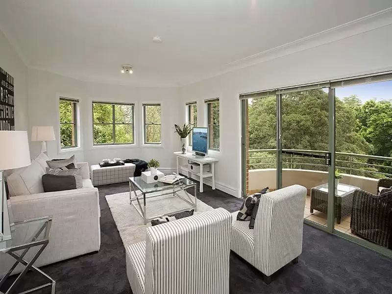 2/2 Holdsworth Street, Neutral Bay Sold by Aurora Property - image 1