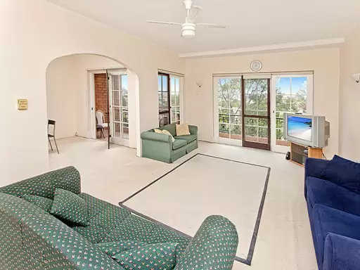 18/2-4 Reed Street, Cremorne Sold by Aurora Property