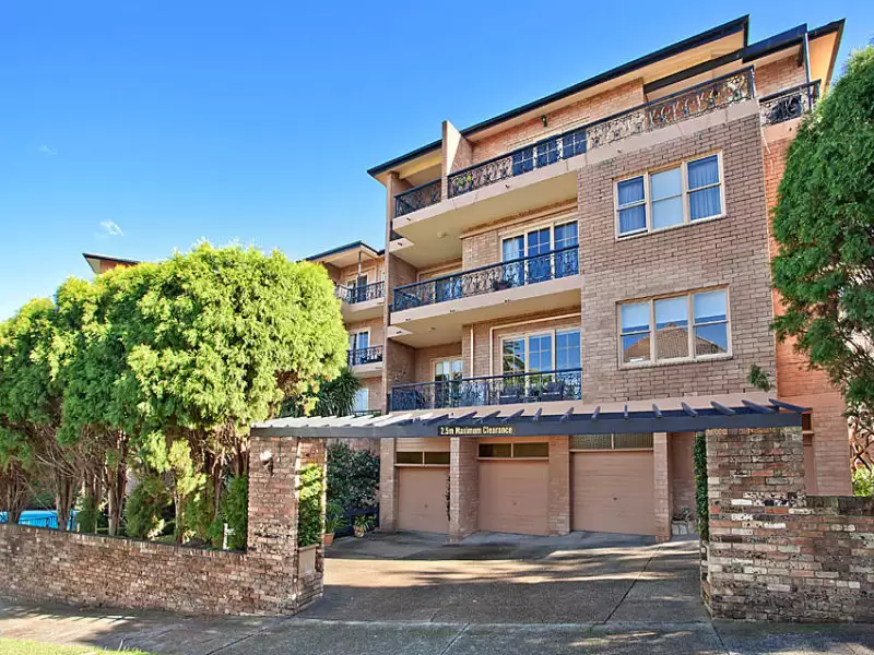18/2-4 Reed Street, Cremorne Sold by Aurora Property - image 7