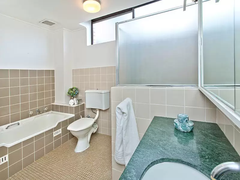 12/4 Mandolong Road, Mosman Sold by Aurora Property - image 6