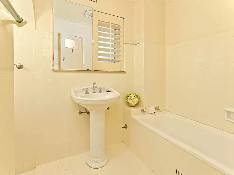 2/13 Thrupp Street, Neutral Bay Sold by Aurora Property - image 5