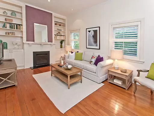 2/82 Murdoch Street, Cremorne Sold by Aurora Property