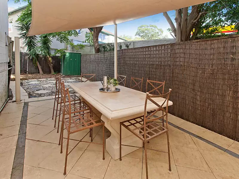 2/82 Murdoch Street, Cremorne Sold by Aurora Property - image 2