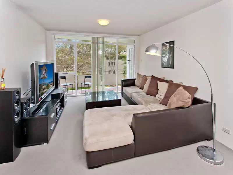4/31 Sutherland Street, Cremorne Sold by Aurora Property - image 2