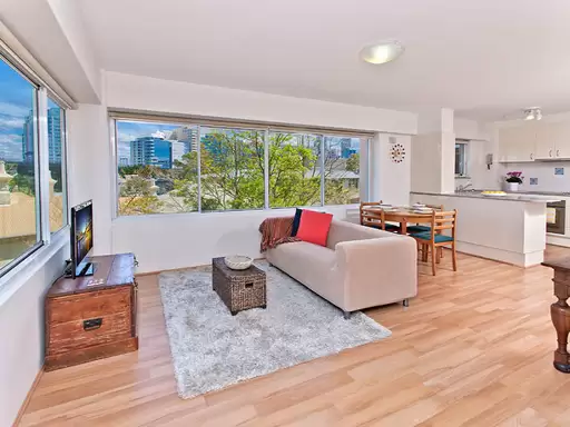 9/48 Upper Pitt Street, Kirribilli Sold by Aurora Property