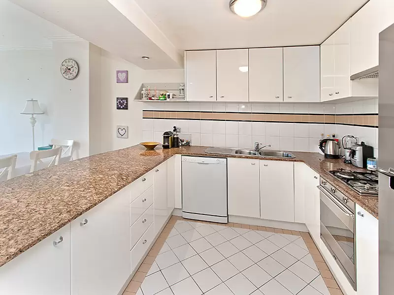 5/110 Alfred Street, Milsons Point Sold by Aurora Property - image 4