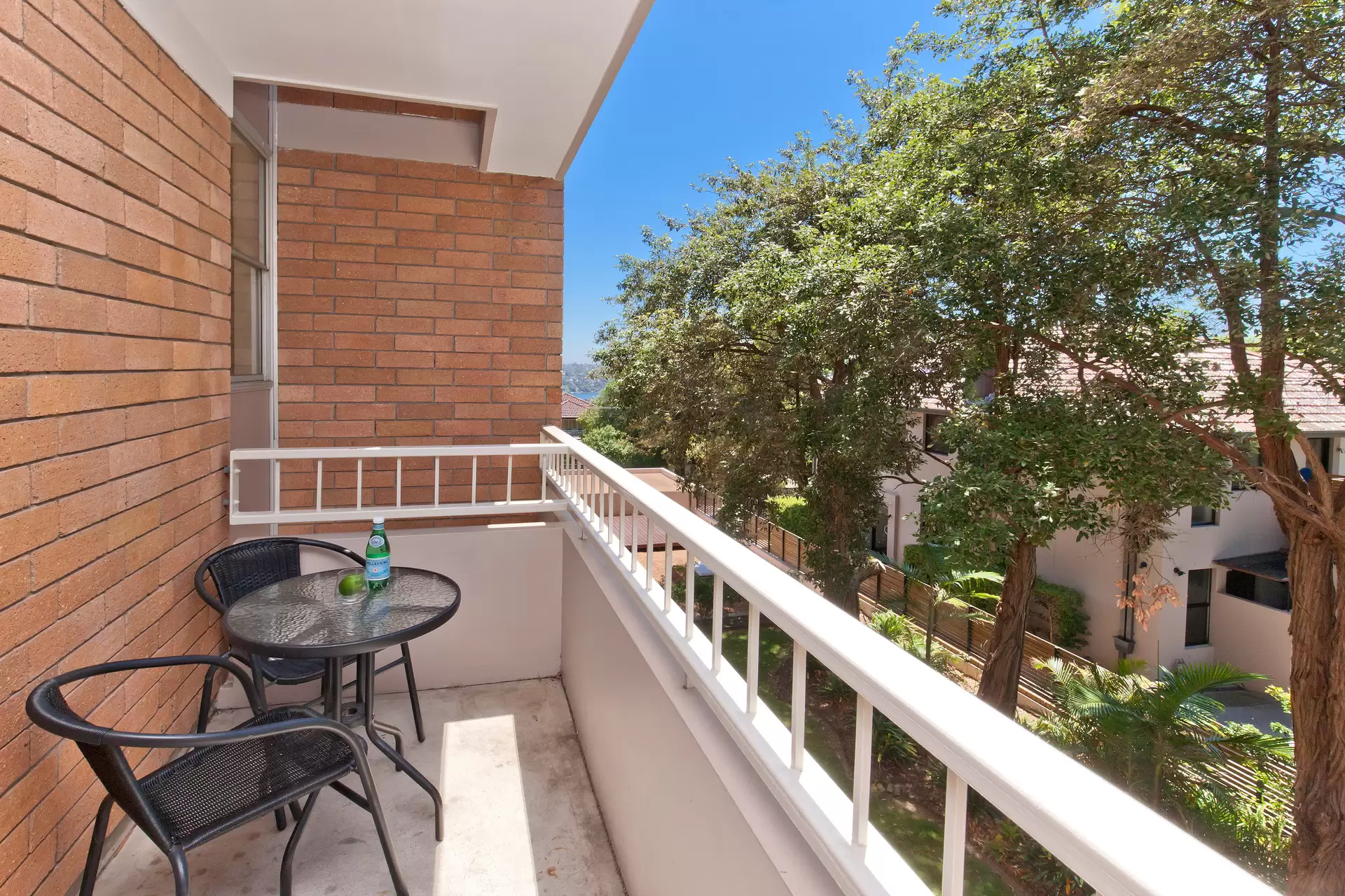 8/3-7 Bariston Avenue, Cremorne Sold by Aurora Property - image 2