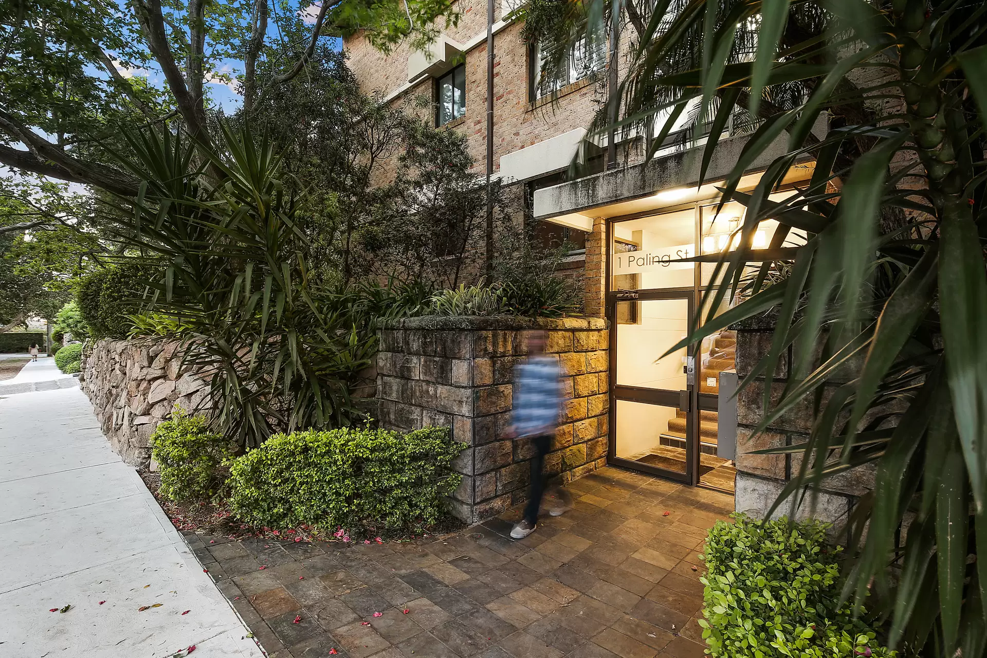 2/1 Paling Street, Cremorne Sold by Aurora Property - image 9