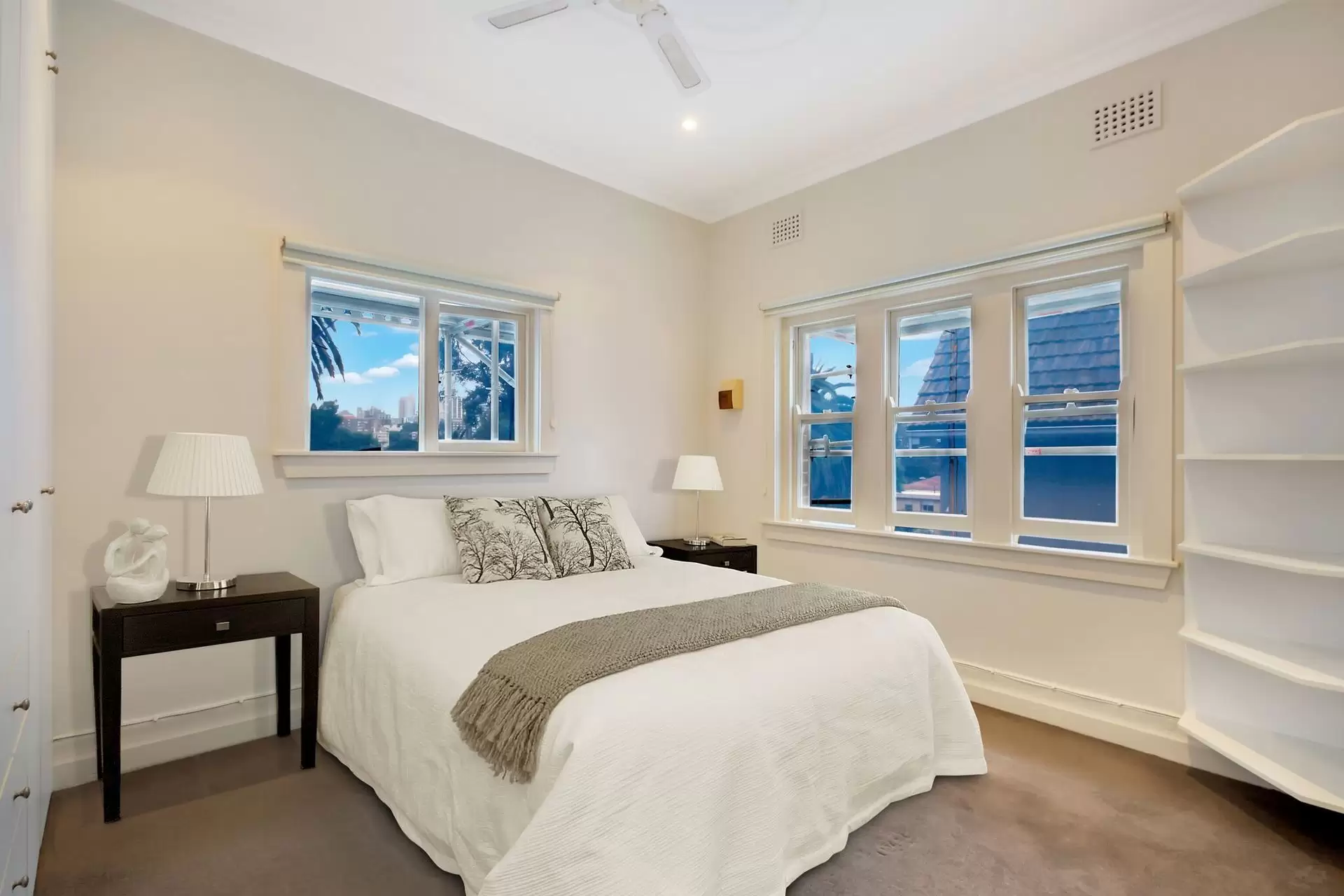 5/26 New South Head Road (entry Via Oswald St), Edgecliff Sold by Aurora Property - image 4