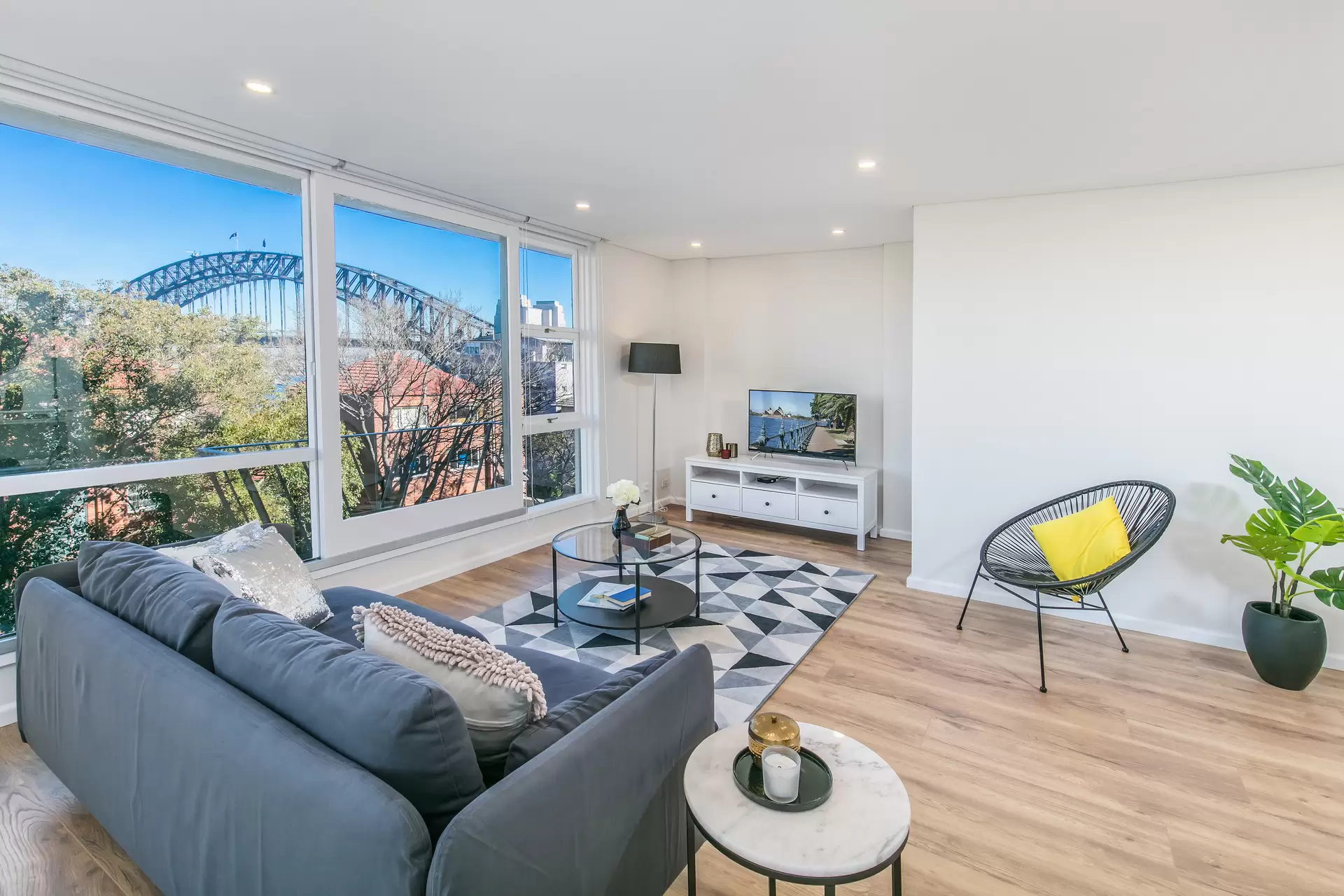 6/84 Upper Pitt Street, Kirribilli Sold by Aurora Property - image 3