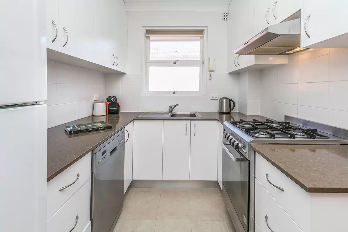 18/168 Falcon Street, Crows Nest Sold by Aurora Property - image 2