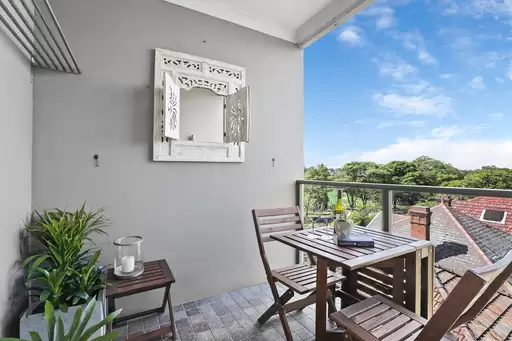 16/11 Myahgah Road, Mosman Sold by Aurora Property