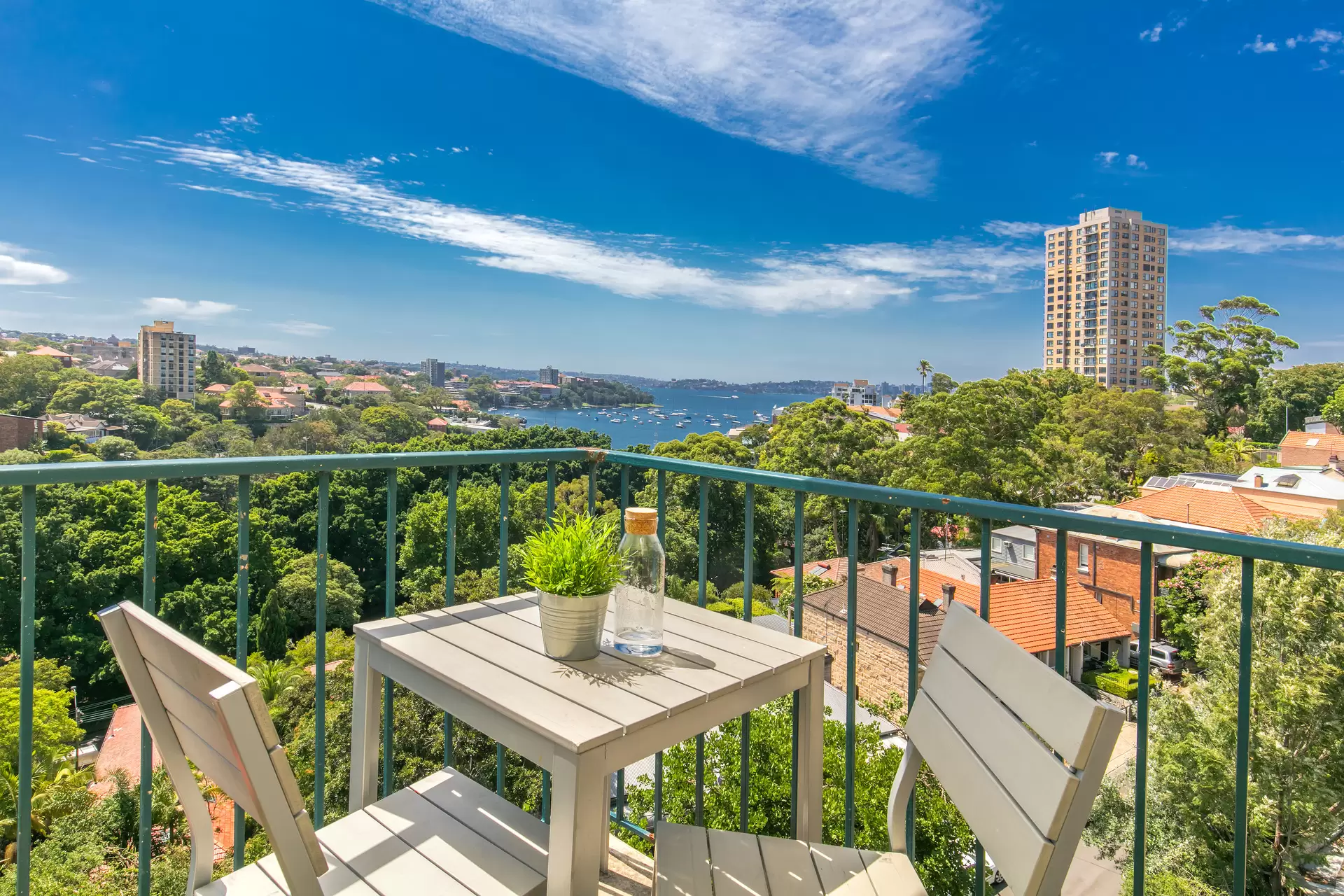 917/22 Doris Street (enter From 27 Neutral St), North Sydney Sold by Aurora Property - image 3