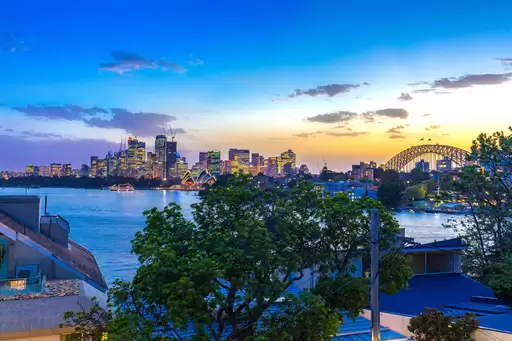 5/2 Baden Road, Kurraba Point Sold by Aurora Property