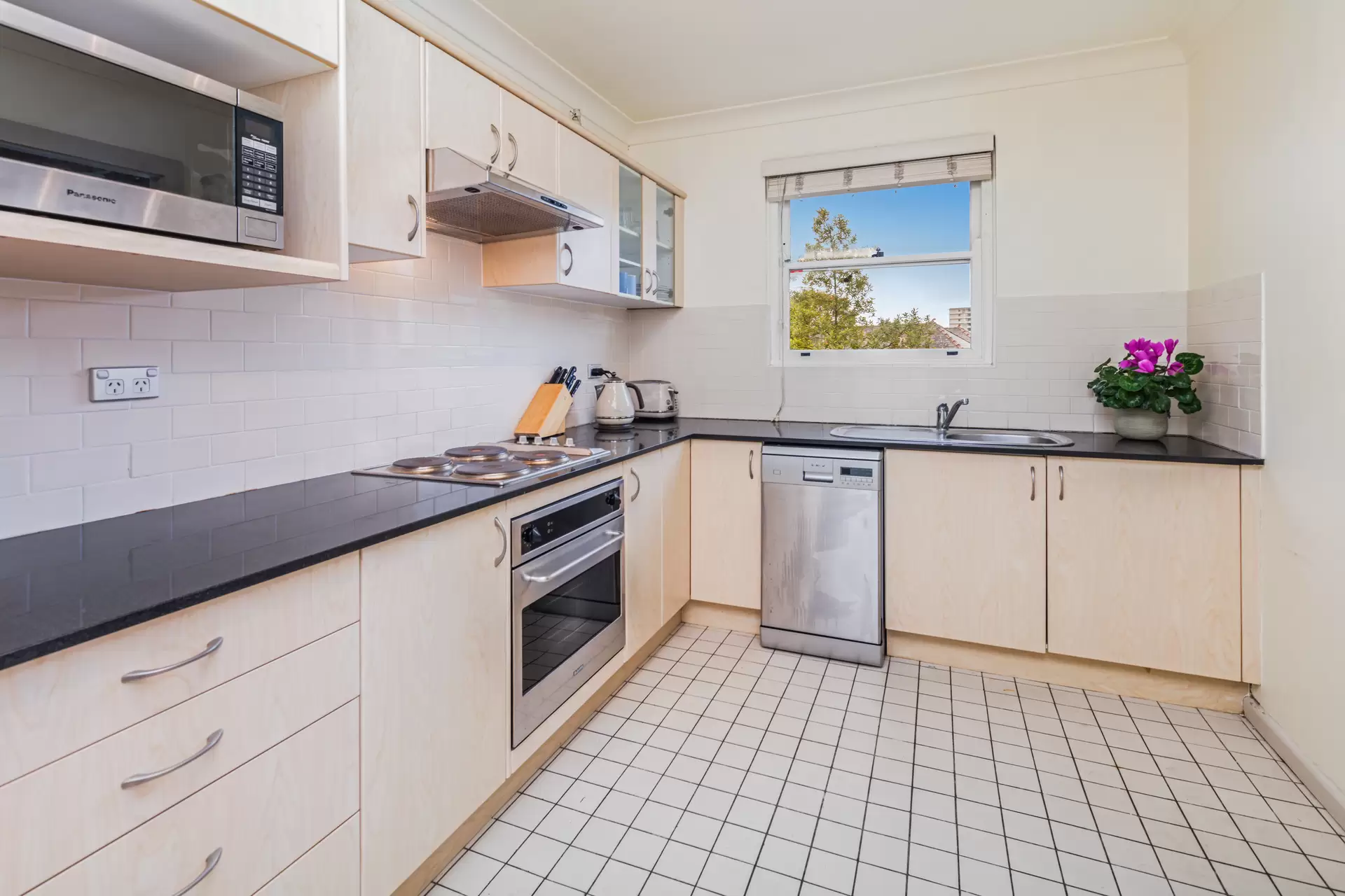 10/67 Shadforth Street, Mosman Sold by Aurora Property - image 2