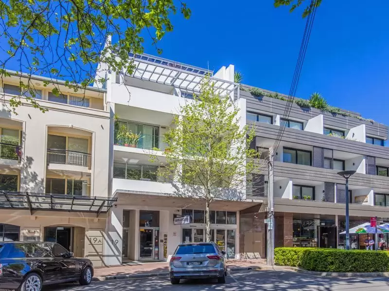 2/19 Young Street, Neutral Bay Sold by Aurora Property - image 1