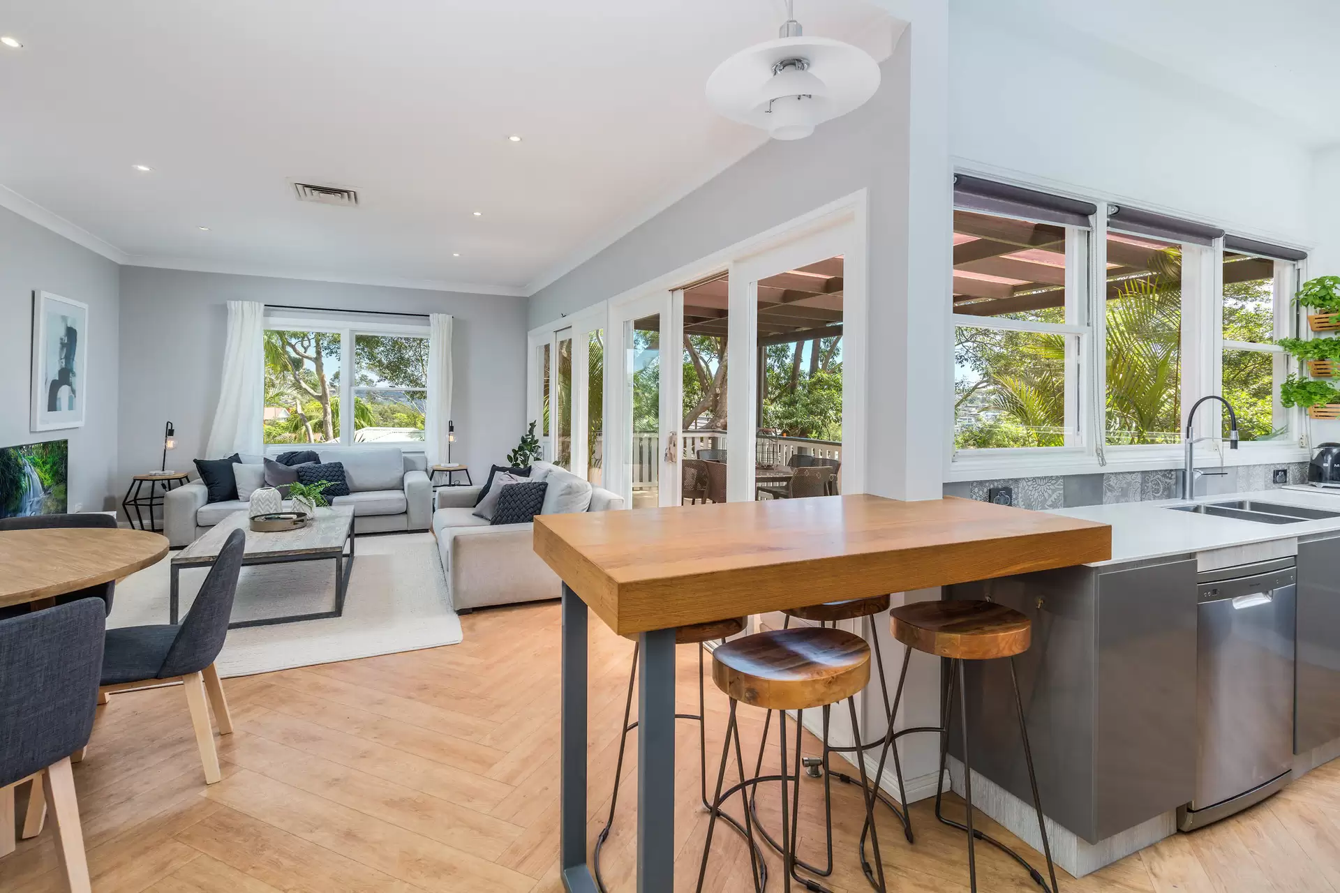 96 Macpherson Street, Cremorne Sold by Aurora Property - image 1
