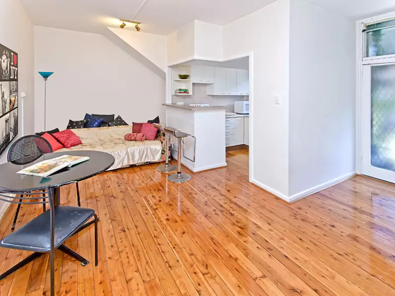 2/88a Kurraba Road, Neutral Bay Sold by Aurora Property - image 1